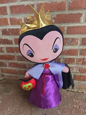 Rare Disney Evil Queen 22" Tall Plush Halloween Door Greeter Snow White